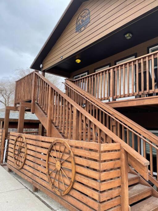 Parkway Yellowstone Guest House Apartment #3 Gardiner Exterior photo